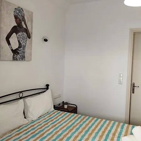 Thiseas 2 Apartman *