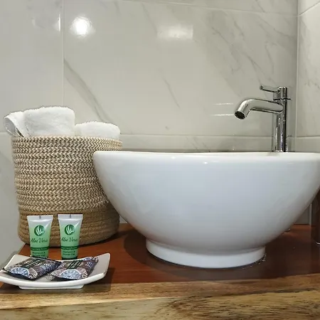 Thiseas 2 アパート