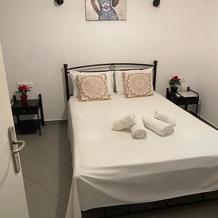 Thiseas 2 Apartman