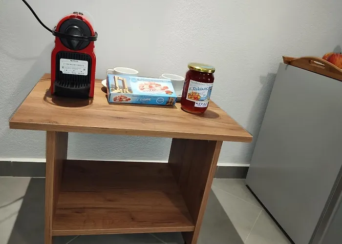 Thiseas 2 * Naxos City