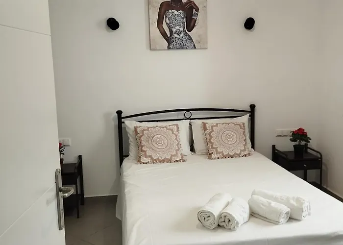 Апартаменты Thiseas 2